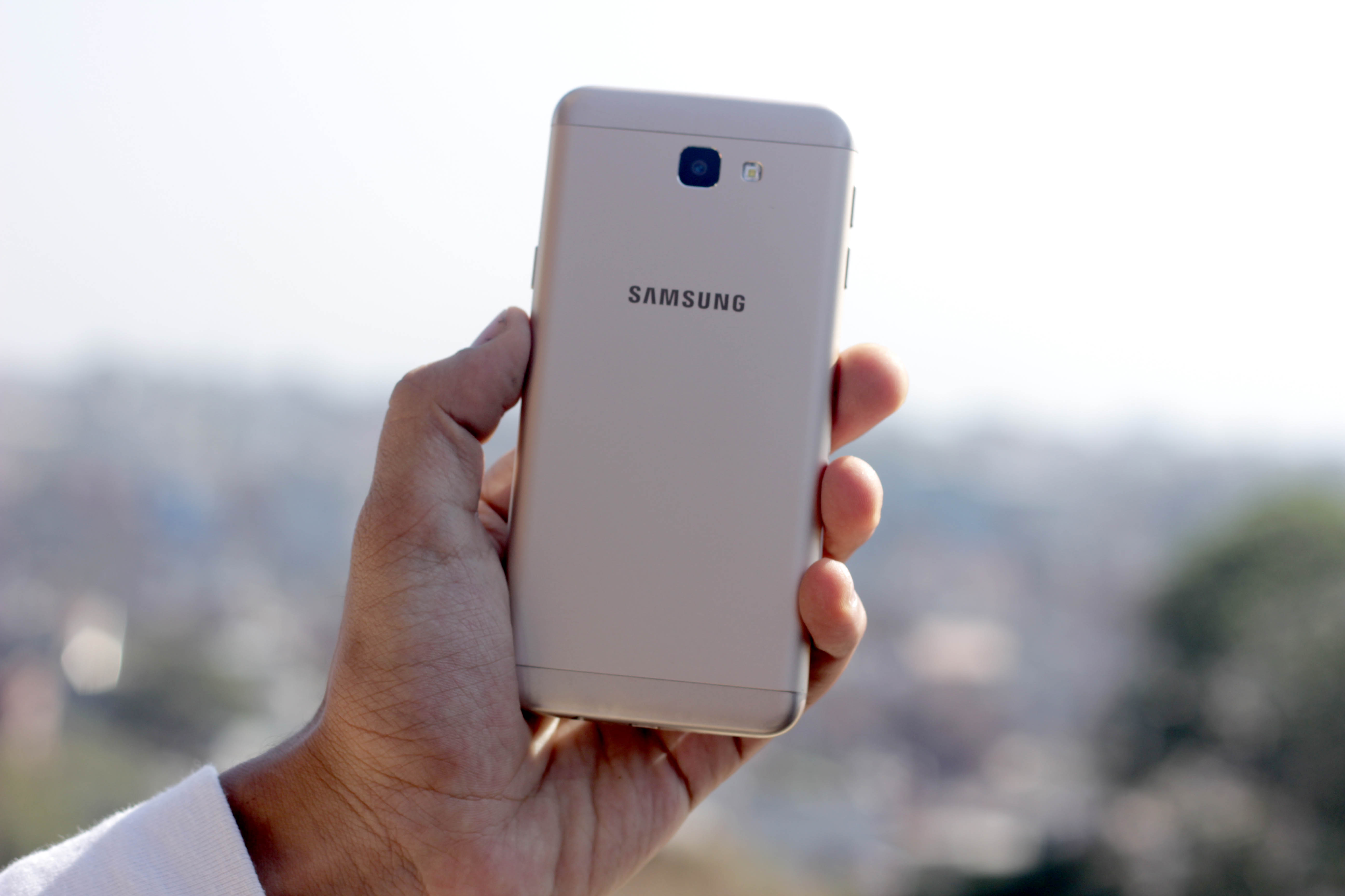 samsung-j5-prime-back