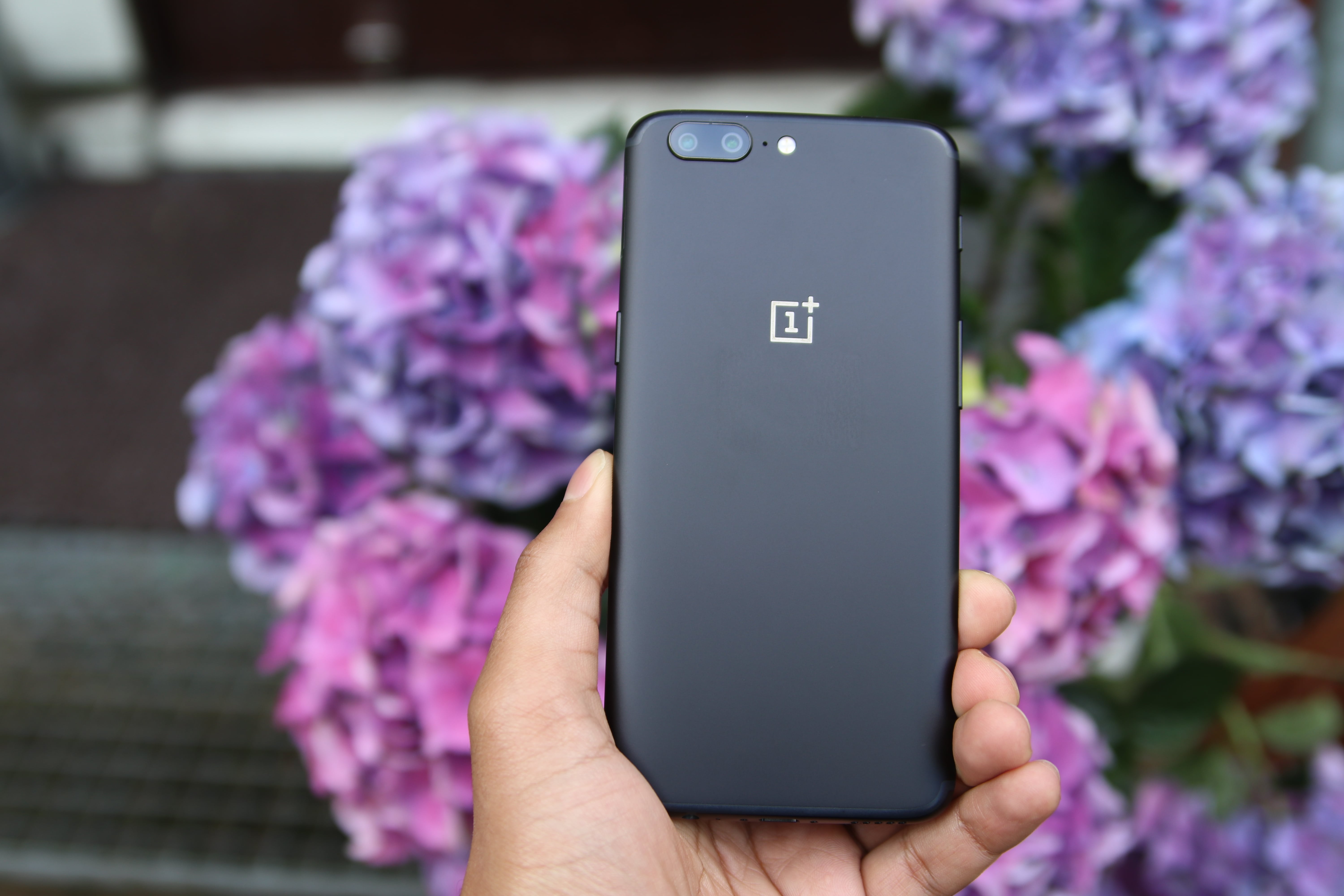 OnePlus 5 launched: A OnePlus 3/3T with few modifications and dual cameras