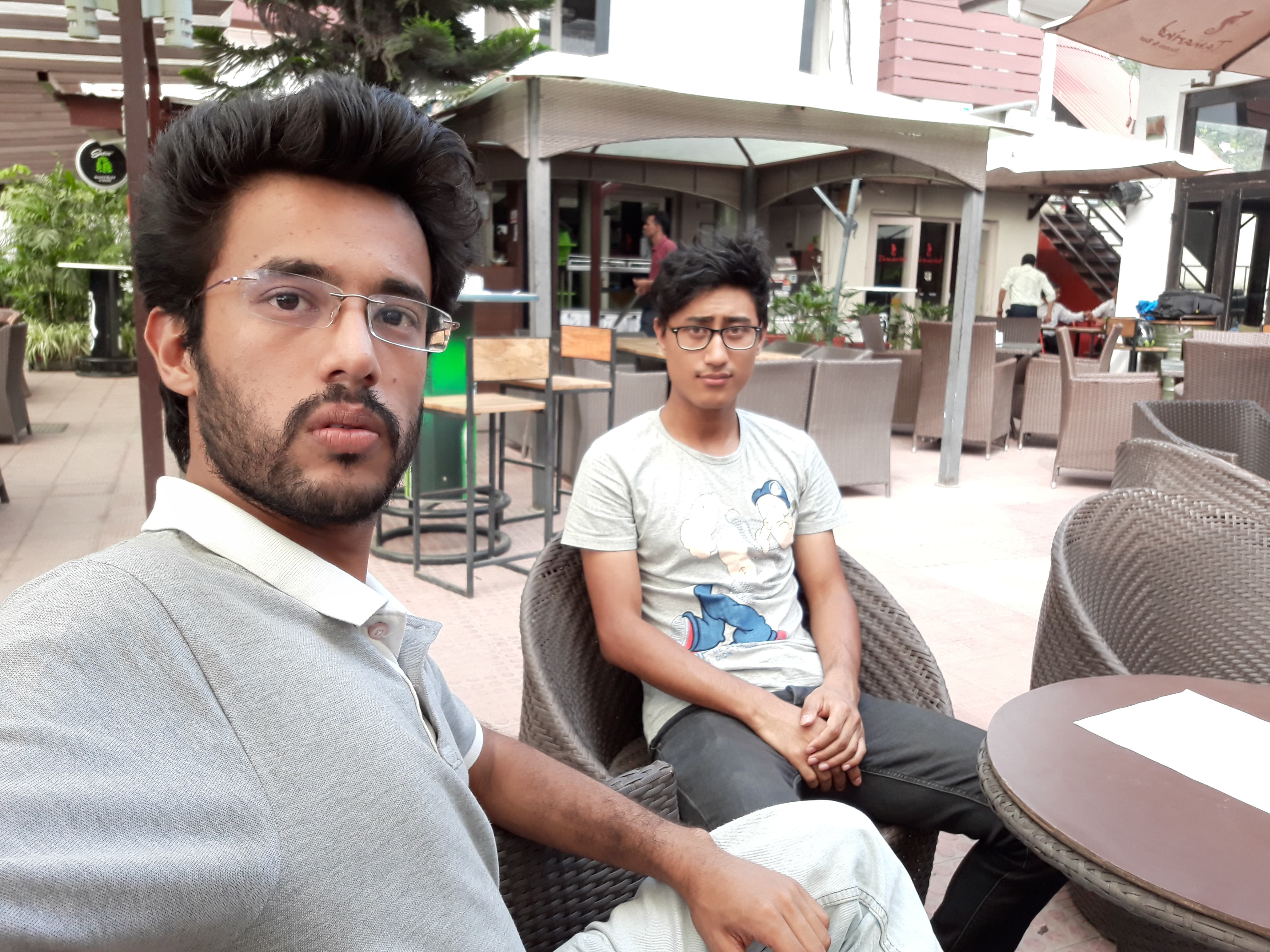 j7 pro photo samples front facing camera