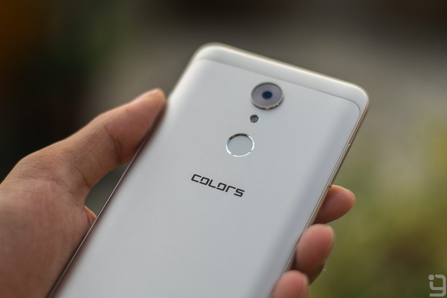 Colors P85+ Selfie Pro build & design review