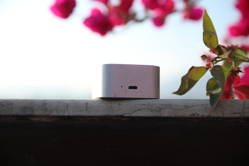 anker soundcore nano review gadgetbyte nepal bluetooth speaker