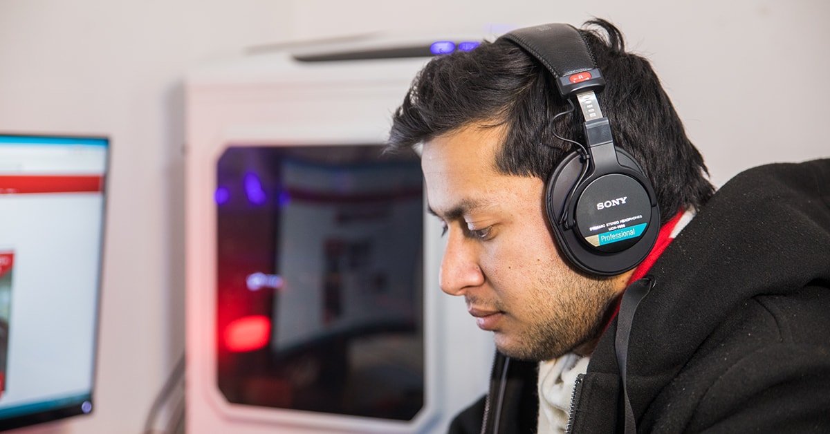 Things to consider while choosing headphones