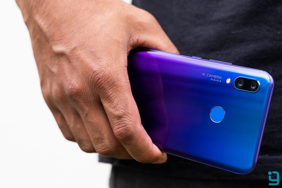 Huawei Nova 3 look and feel review