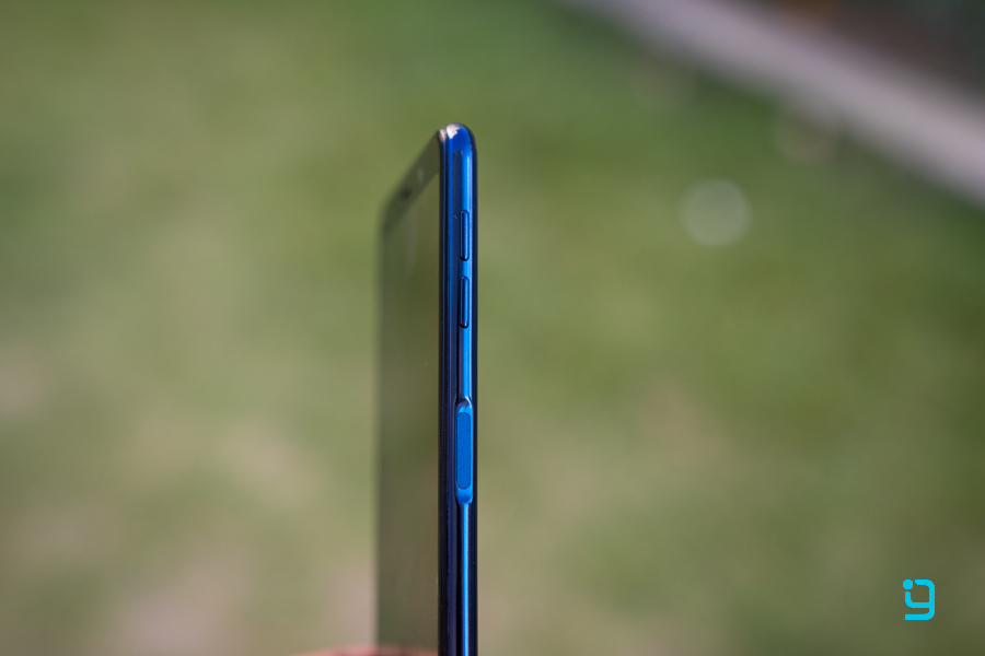 samsung galaxy a7 2018 design fingerprint