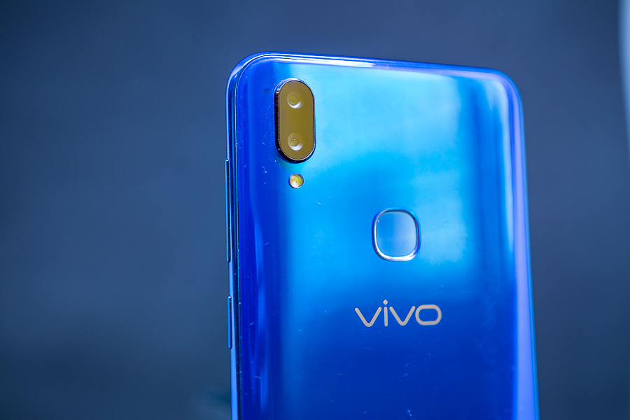 Vivo V11 camera
