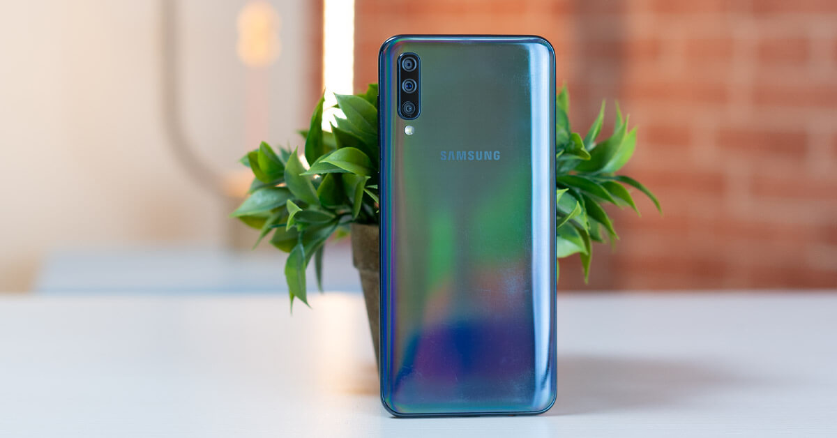 Samsung Galaxy A50 Review: A benchmark for the mid-range smartphones?