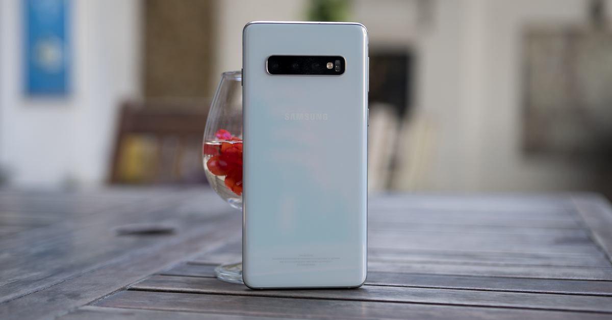 Samsung Galaxy S10 Review: Shines Bright Like a Diamond