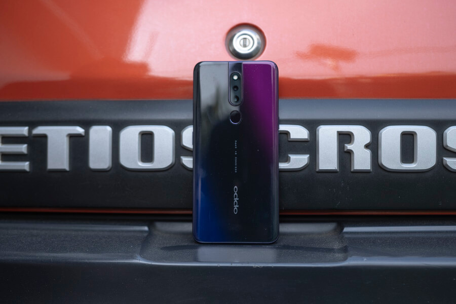 oppo f11 pro design