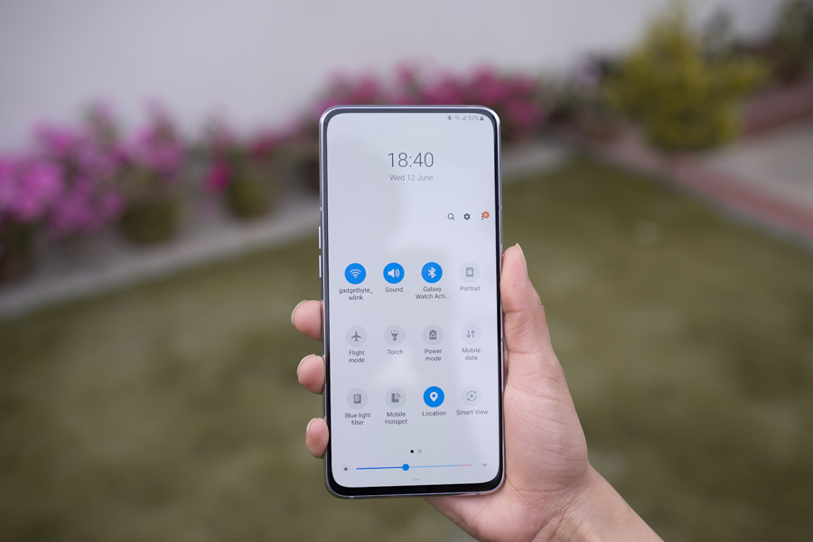 samsung galaxy a80 review UI