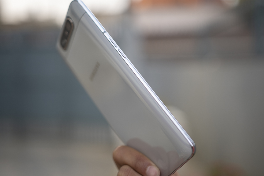 samsung galaxy a80 review metal frame and volume buttons
