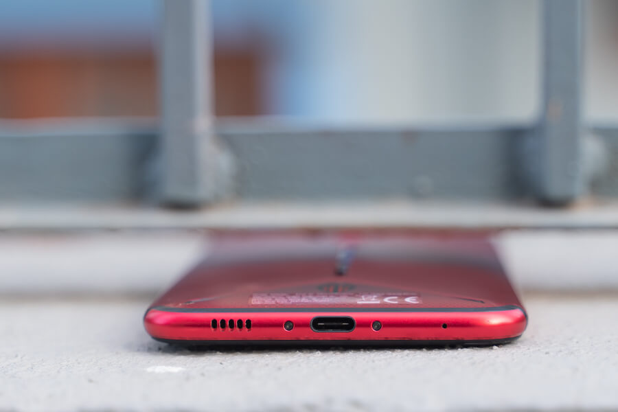 nubia red magic 3 charging port