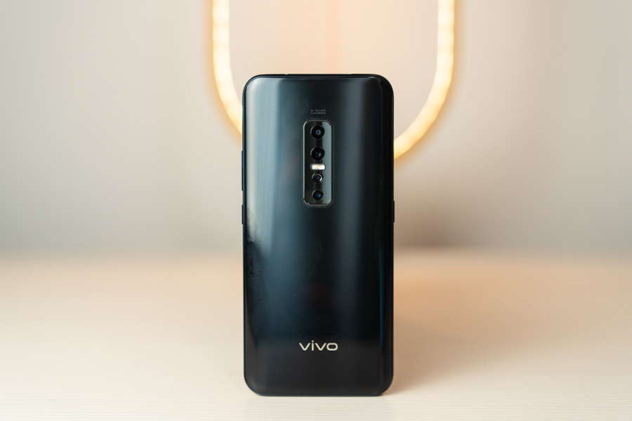 Vivo V17 Pro Design 1