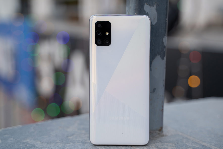 Samsung galaxy A51 design