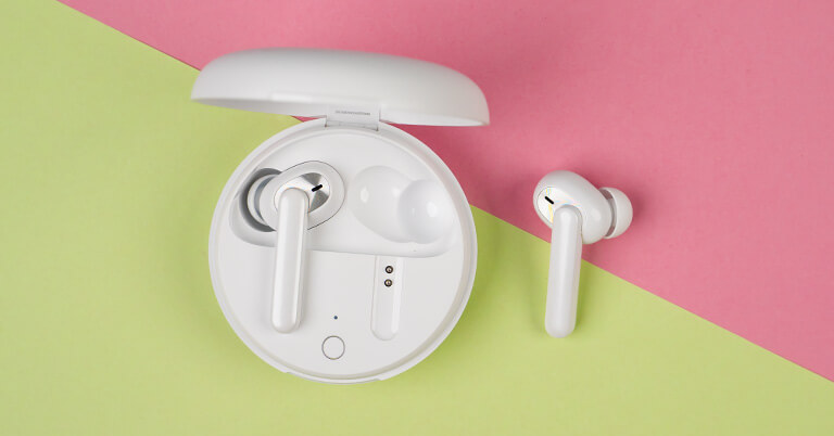 OPPO Enco W31 TWS Earbuds Review: Come For The Audio