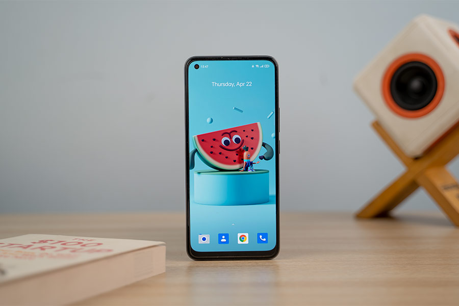 Realme 8 - Display