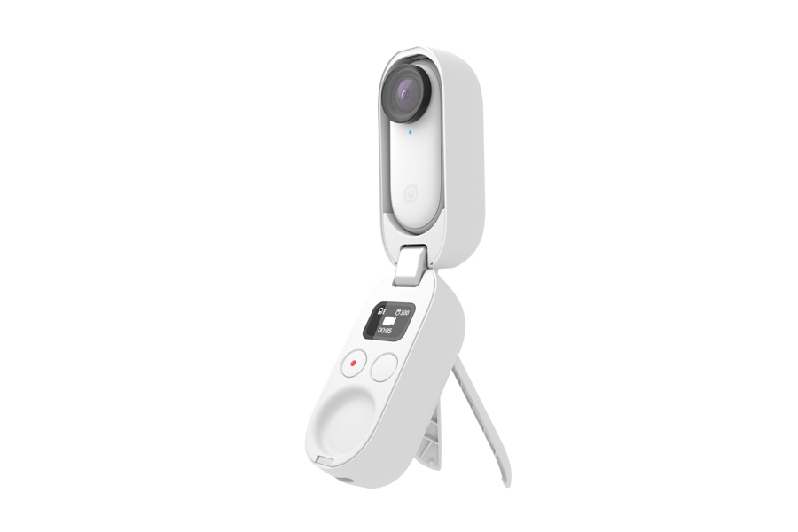 Insta360 Go 2 with case