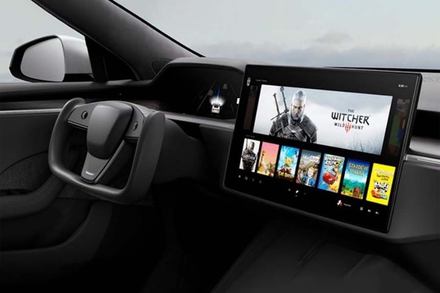 Tesla Model X, S Infotainment system