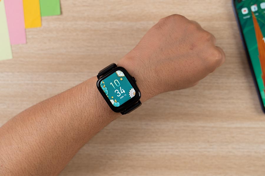 Pebble Cosmos Display-1