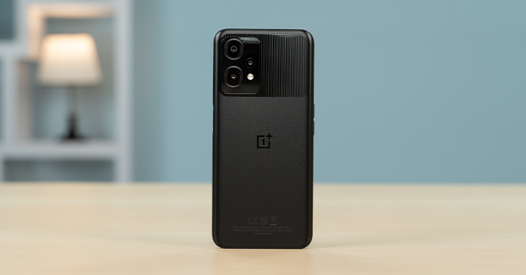 OnePlus Nord CE 2 Lite Review: No Frills