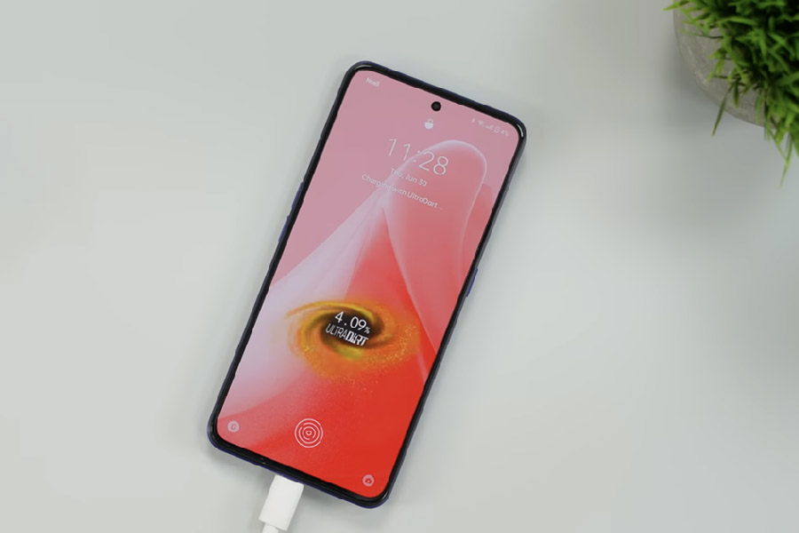 Realme GT Neo 3 - Charging