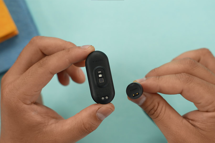 Xiaomi Smart Band 7 Charging