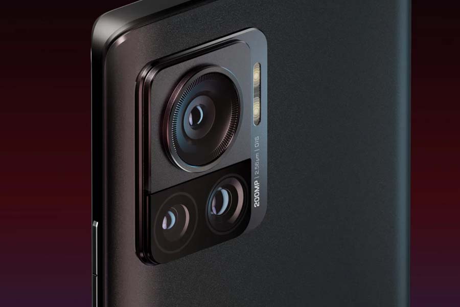 Moto Edge 30 Ultra Camera