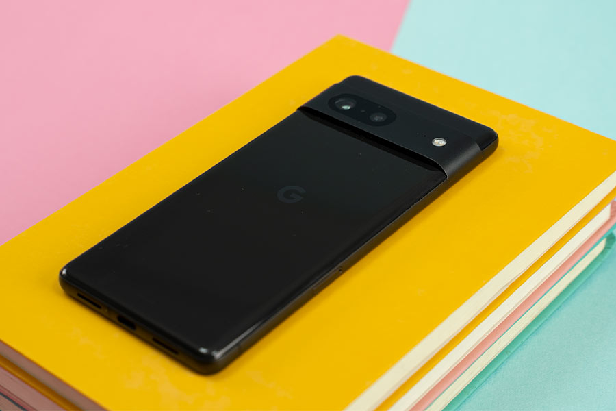 Google Pixel 7 - Design 2