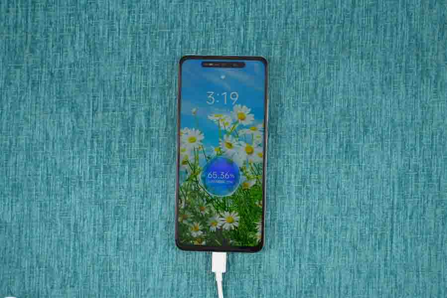 Realme C55 33W Charging