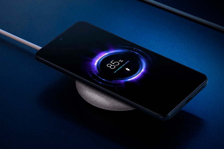 POCO F5 Pro - Wireless Charging