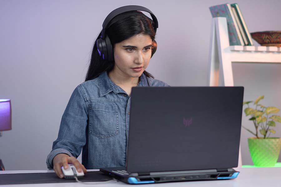 Acer Predator Helios Neo 16 Casual