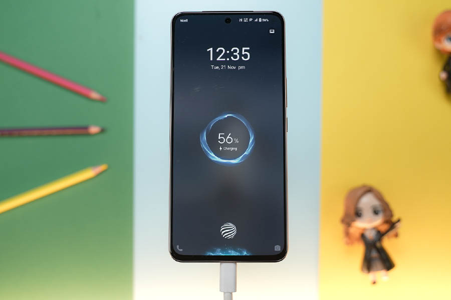 Vivo V29e Charging