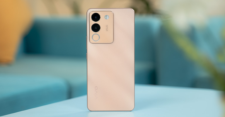 vivo V29e Review: FINALLY a good midranger from Vivo!