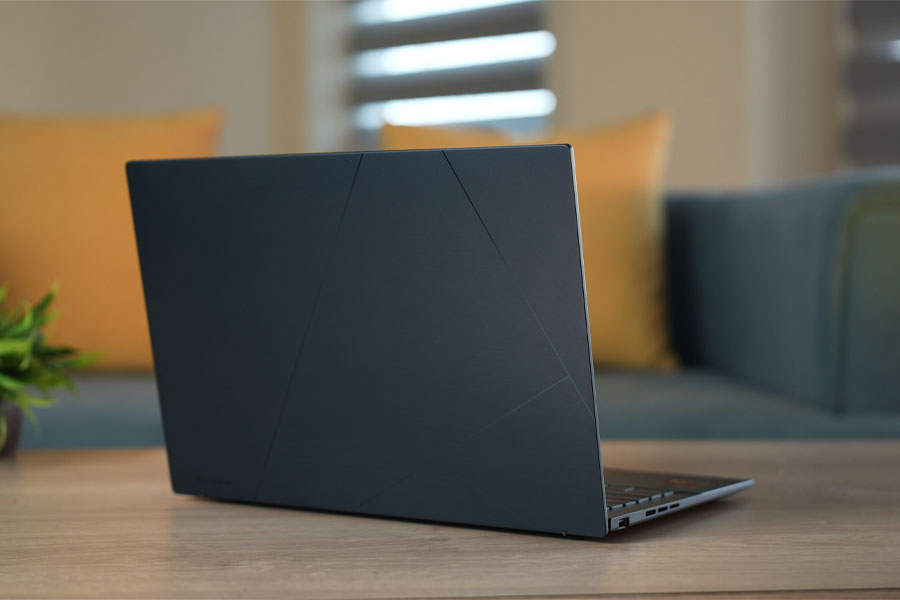 AsusZenbook 14OLED 2024 - Design 1