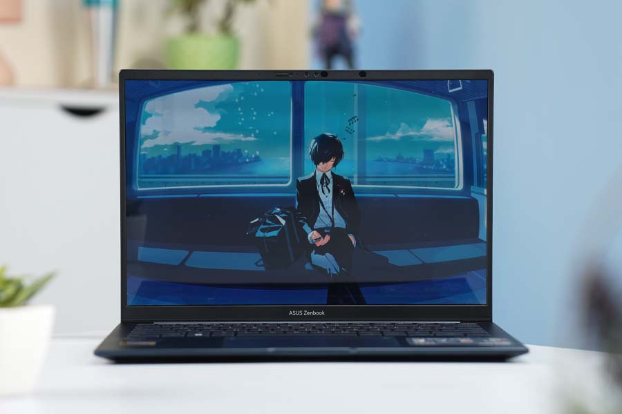 Asus Zenbook 14 OLED 2024 - Display 1