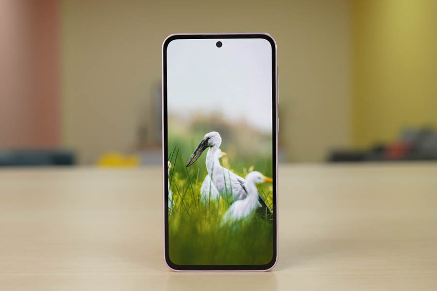 Samsung Galaxy A35 5G Review - Display