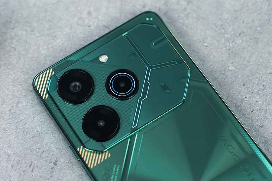 Tecno Pova 6 Pro 5G Review - Dynamic Light Effect