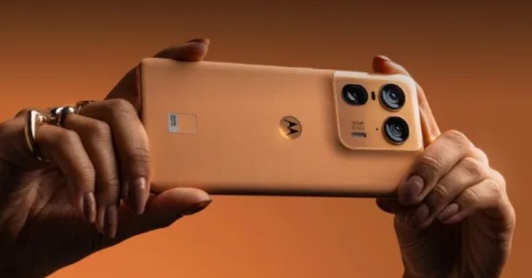 Motorola Edge 50 Ultra goes official with SD 8s Gen 3 and a wooden pack panel