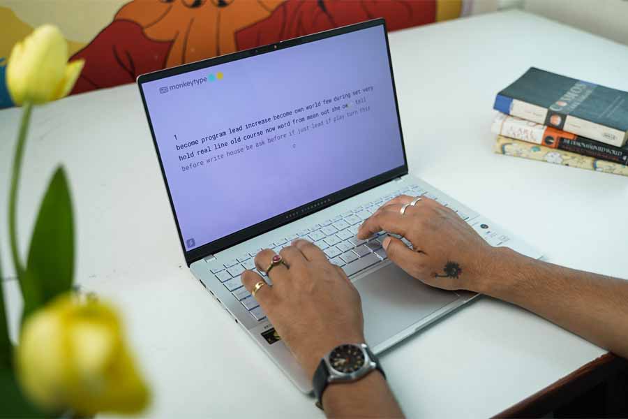 Asus Vivobook S15 S5507 - Typing