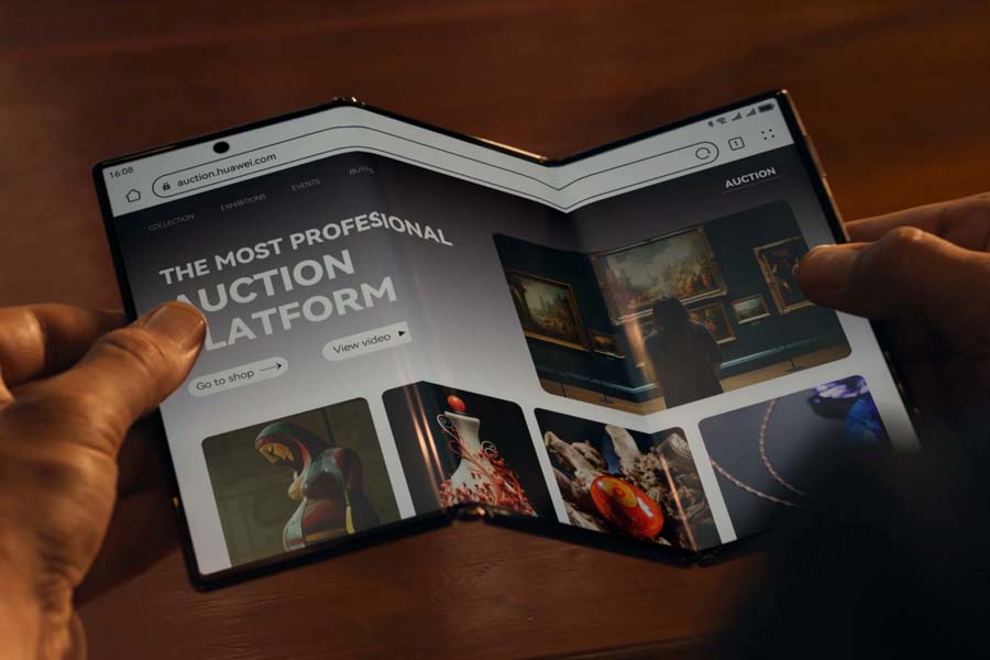Huawei Mate XT Design and Display