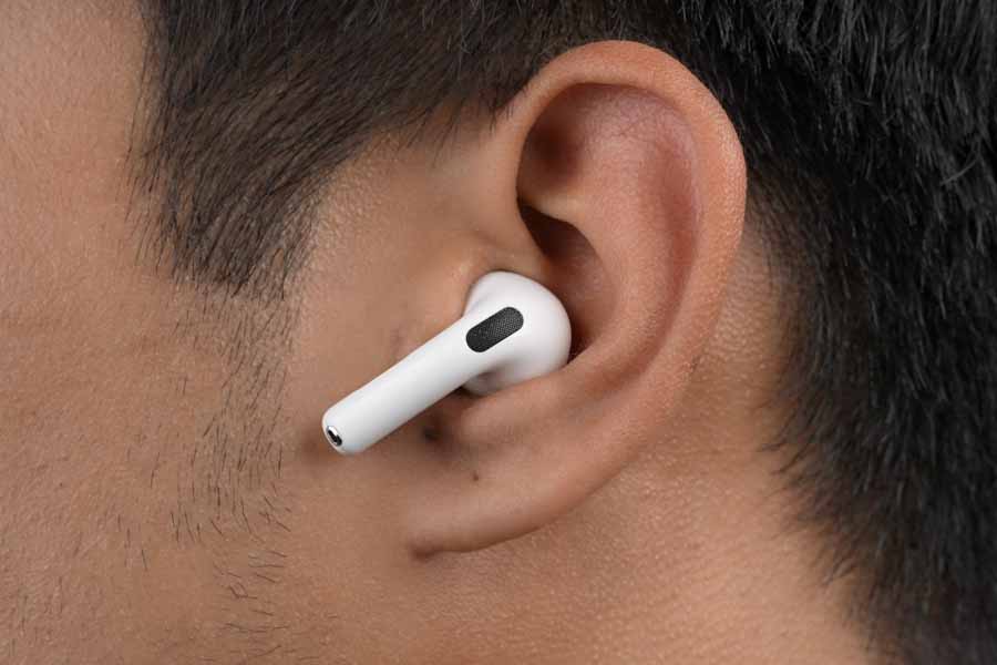 Apple AirPods 4 - Fit