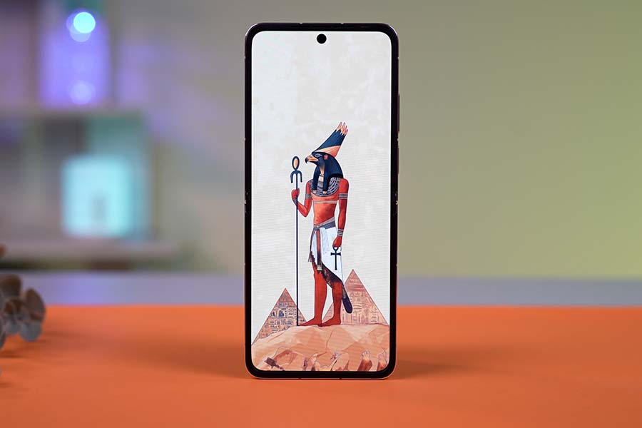 Infinix Flip Zero Display