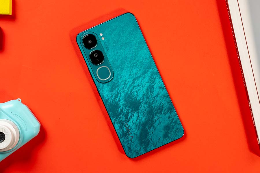 Vivo V40 Lite Rear Design