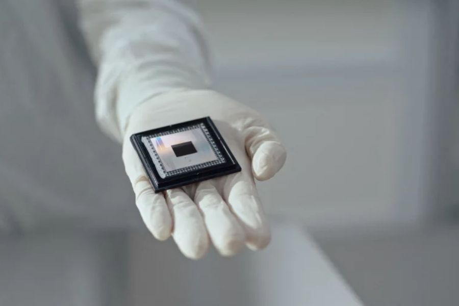 Google's quantum chip Willow