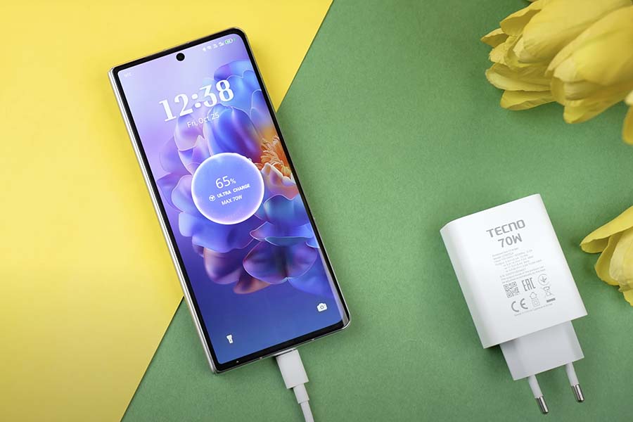 Tecno Phantom V Fold 2 - Charging