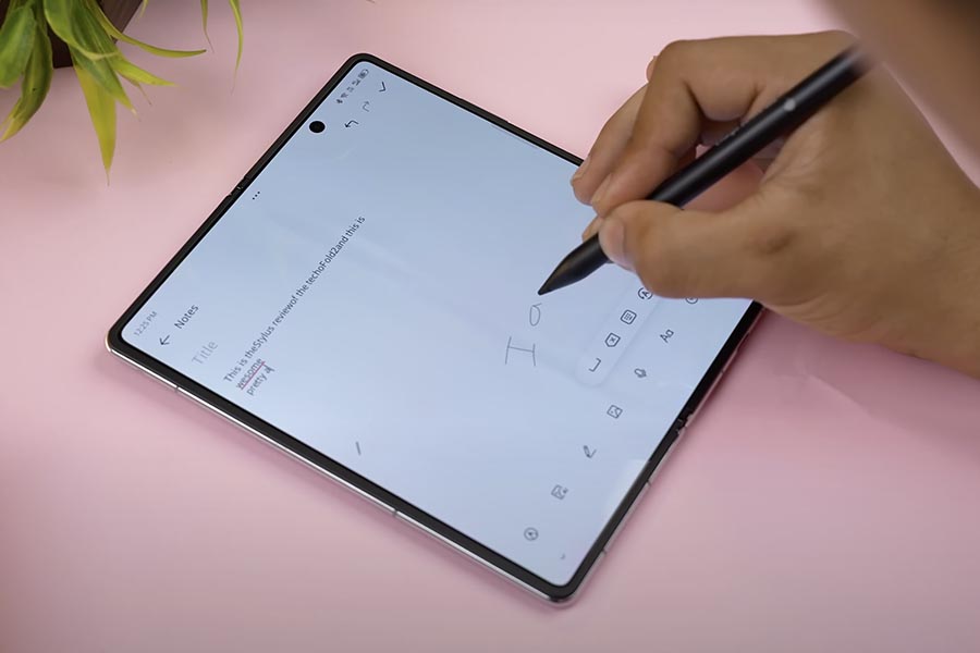Tecno Phantom V Fold 2 - Main display