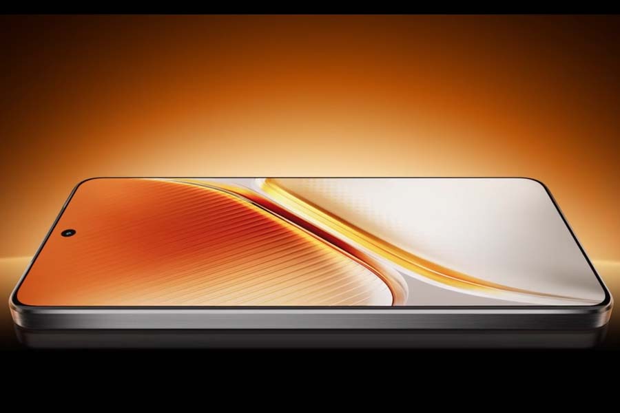 iQOO Neo10 Display and Design 