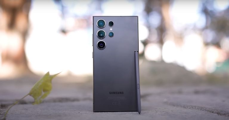 Samsung is developing a massive 500MP camera for its next gen flagships!