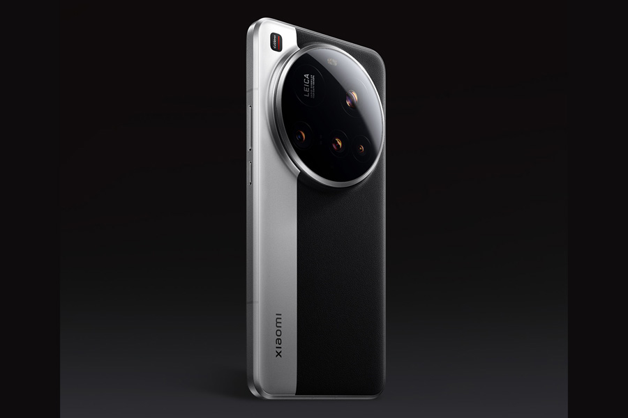 Xiaomi 15 Ultra Design and Display