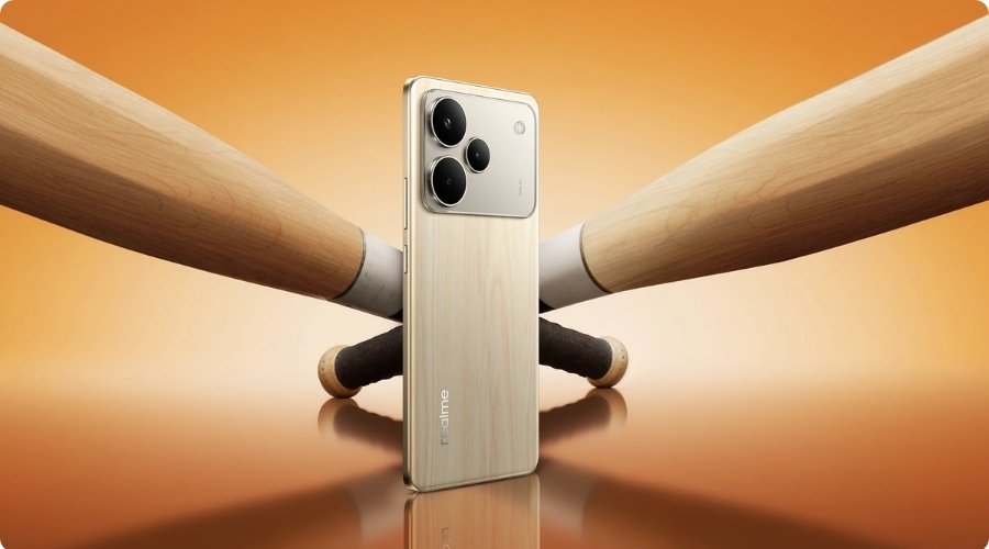 Realme P4 Pro 5G wood design