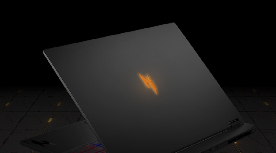 Acer Nitro 16S AI 2025 Illuminated Nitro Logo